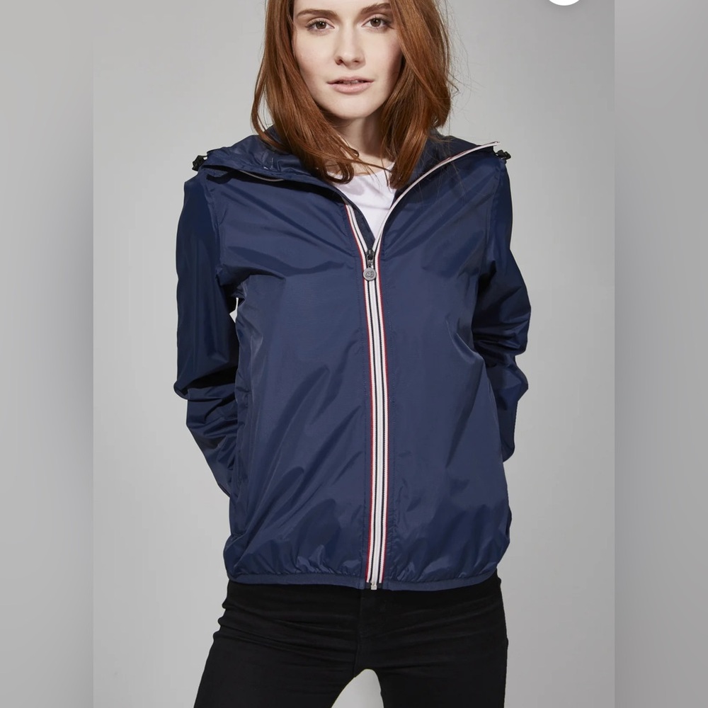 O8 Lifestyle NWT women’s navy full zip packable rain jacket and windbreaker